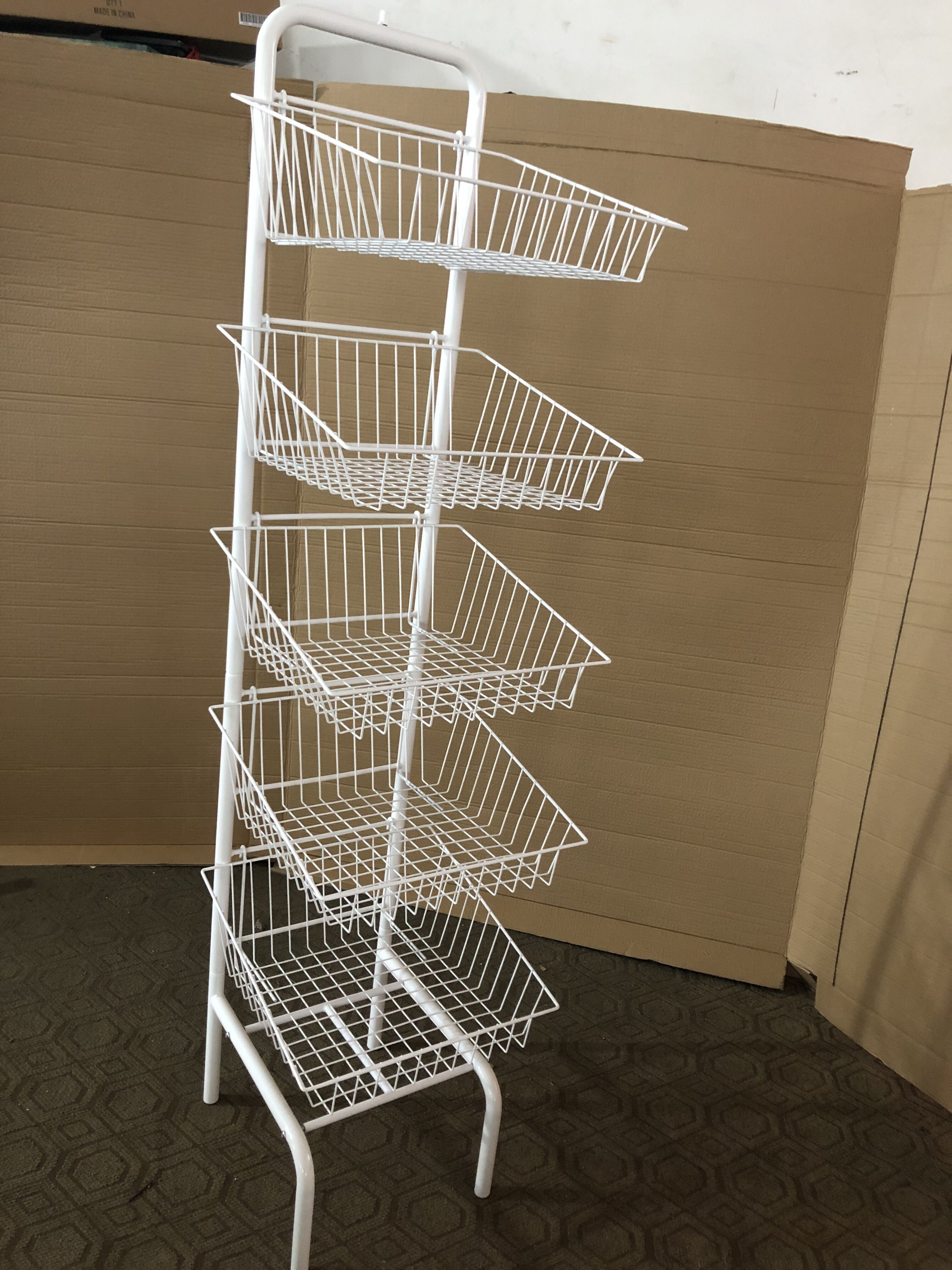 5 baskets display stand
